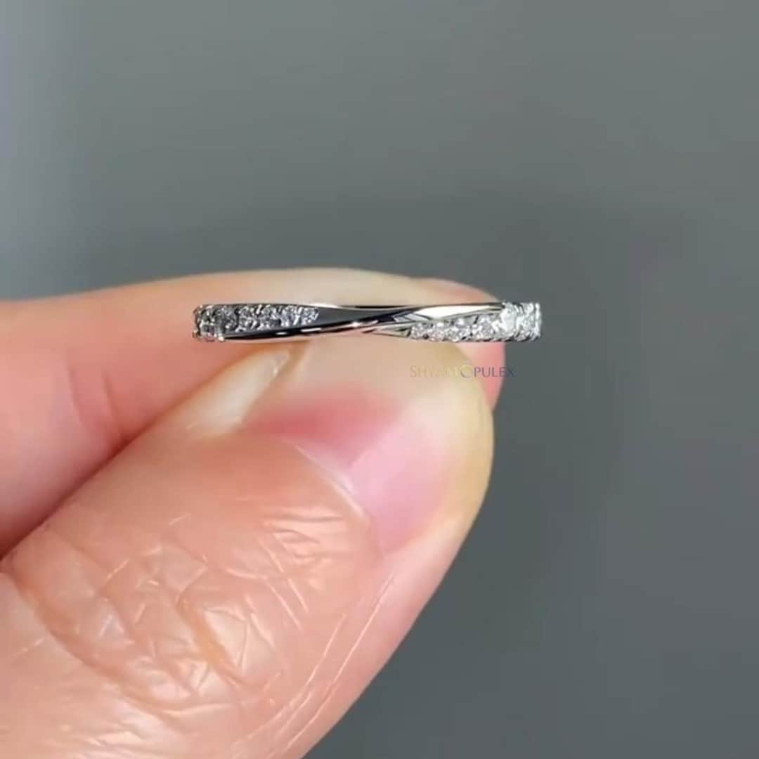 Round Cut Moissanite Eternity Band 14K Solid White Gold Twist Infinity ...