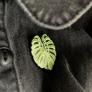 Monstera Enamel Pin Black Nickel image 4