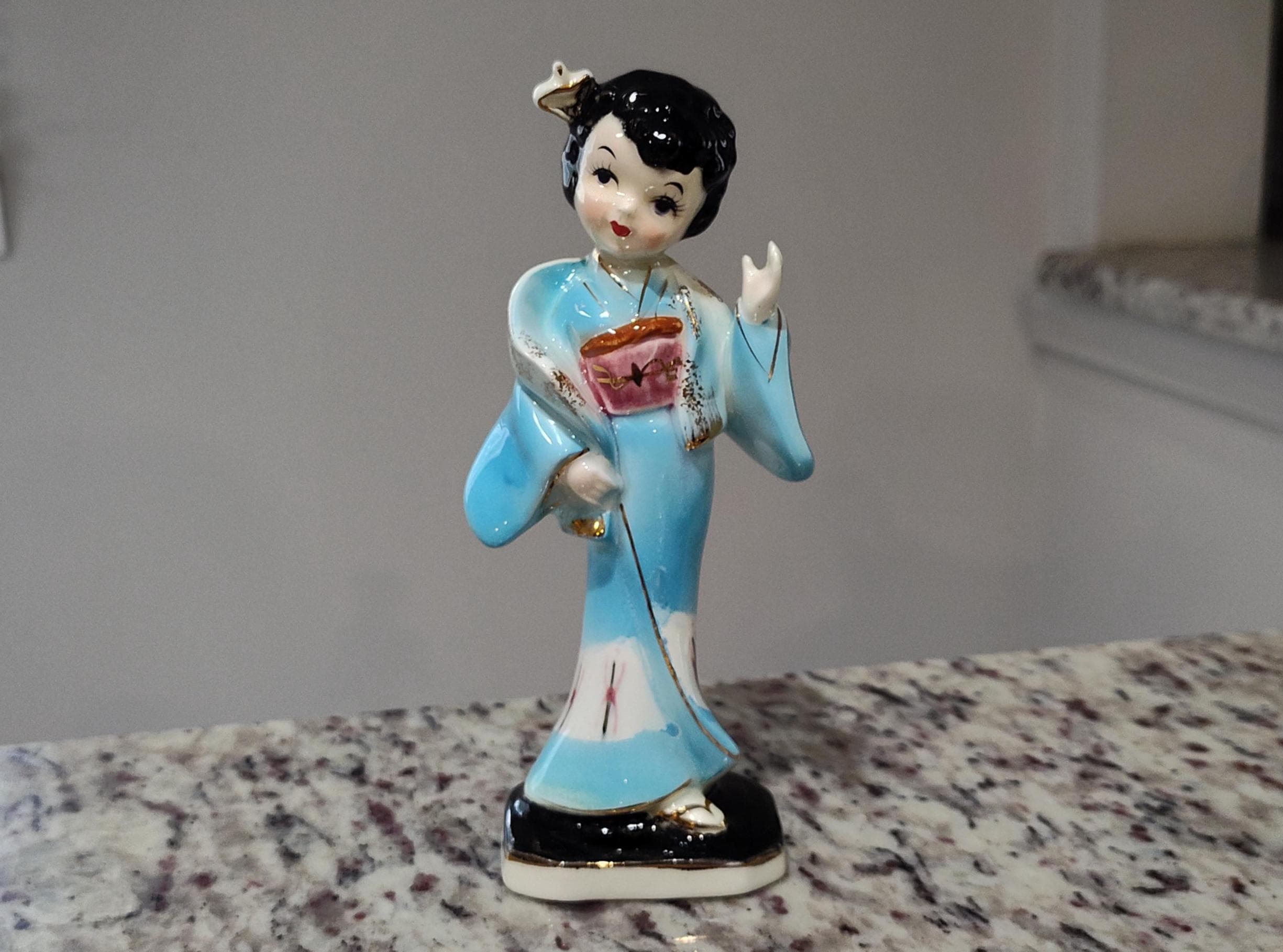 Geisha Figurine - Etsy