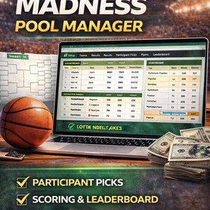Może przedstawiać: Laptop wyświetla interfejs March Madness Pool Manager ze statystykami koszyk&oacute;wki i tabelą turniejową. Widoczna jest r&oacute;wnież piłka do koszyk&oacute;wki i got&oacute;wka. Tekst zawiera "Participant Picks" i "Scoring & Leaderboard."