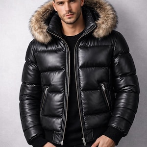 Schwarze Leder Steppjacke mit Pelzkapuze - Luxuriöser gesteppter Wintermantel, Geschenk für Ihn