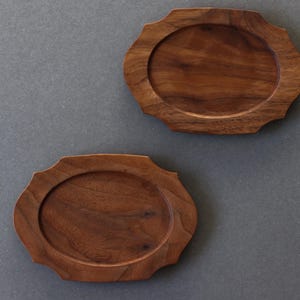 Japanese Wooden Plate | Handcrafted Walnut Small Tray | Unique Japanese Artisan Wood Dish | Oval Dessert Plate | Natural Wood Tableware