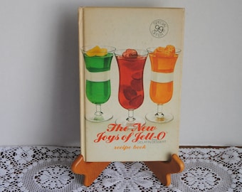 1973 The New Joys of Jello Recipe Book