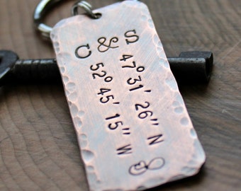 Personalized Copper Keychain, Rustic Coordinates Keychain, Initials And Special Date, Men's gift, Couples Keyring - Infinity Keychain