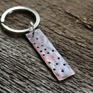 Porte-clés secret en braille personnalisé, cuivre rustique, cadeau unisexe image 5
