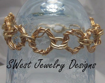 Twisted Rings Bracelet