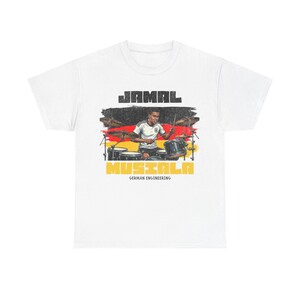 ジャマル・ムシアラ グラフィックTシャツ ドイツ、フットボールドラマーTシャツ、ドイツエンジニアリングシャツ、サッカーファンギフト ユニセックス オーバーサイズ ストリートウェア 画像 3