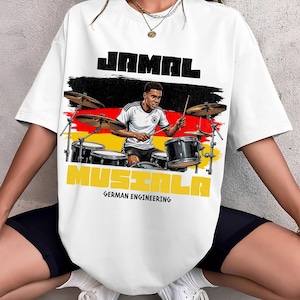 ジャマル・ムシアラ グラフィックTシャツ ドイツ、フットボールドラマーTシャツ、ドイツエンジニアリングシャツ、サッカーファンギフト ユニセックス オーバーサイズ ストリートウェア 画像 1