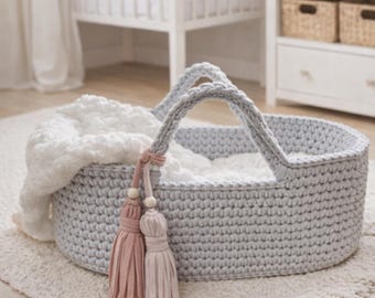 Doll Basket Crocheted Doll Bassinet, Montessori Doll Bed with Bedding, Reborn Baby Cradle Carrier, Kids Room Decor, Toy Crib Toy Play Gift