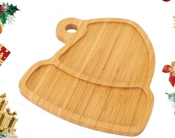 Charcuterie Board in Weihnachtsmütze | Bambus Serviertablett 26 x 23 cm | Käse- und Vorspeisenplatte | Urlaub Party Servierteller