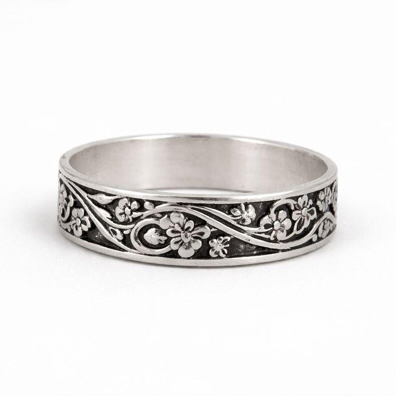 Floral Band Ring, 925 Sterling Silver Engraved Flower Ring, Oxidized ...