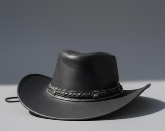 つばの広いアウトバックスタイル、ハンドメイドのブラックレザー