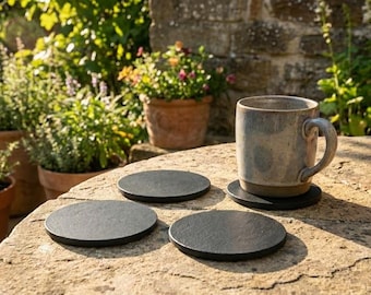 Posavasos de metal minimalista / Posavasos de acero / Decoración industrial moderna / Decoración del hogar hecha a mano