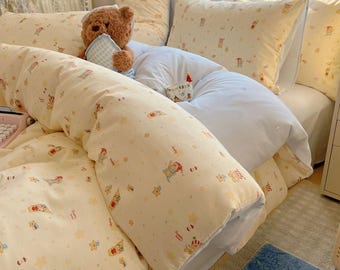 Juego de funda nórdica con estampado de estrellas y animales, color amarillo