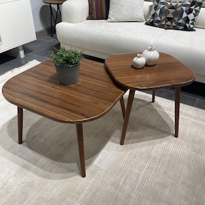 Drewniany kwadratowy stolik kawowy - nowoczesny stolik centralny i boczny do salonu - ręcznie robiony mebel