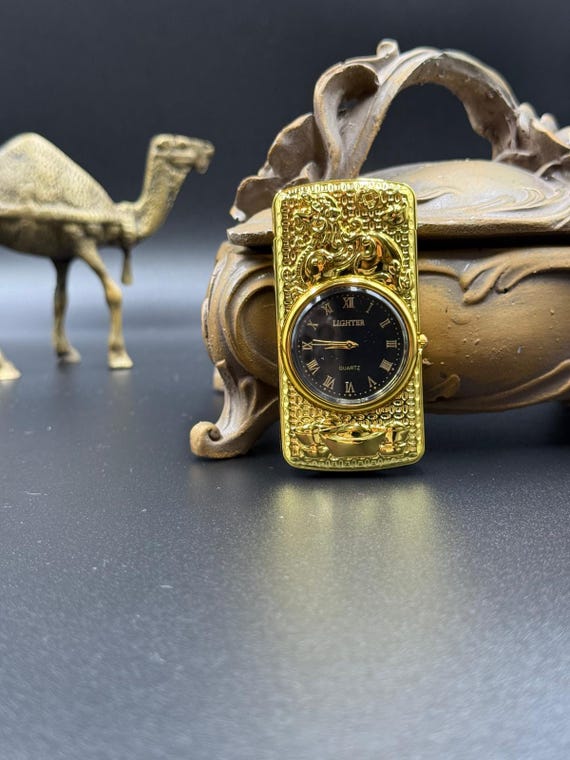 Vintage Style Roman Numarel Watch Lighter: Embossed Gold Metal Lighter, Windproof Refillable Jet Flame, Unique 2 in 1 Watch with Light