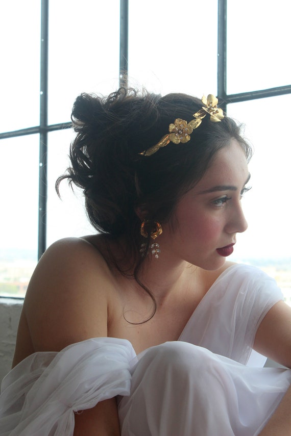 Flower Headband, Floral Headband, Gold Bridal Headband  display picture 1