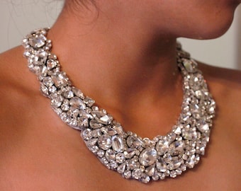 Classic Old Hollywood Rhinestone Crystal Necklace Fits Perfect On Your Neck