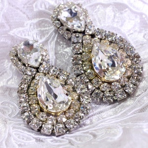 Seductive Classic Hollywood Style Crystal Earrings, Vintage Earrings, Drop Earring. Post Earrings, Classic Earrings, Bridal earrings