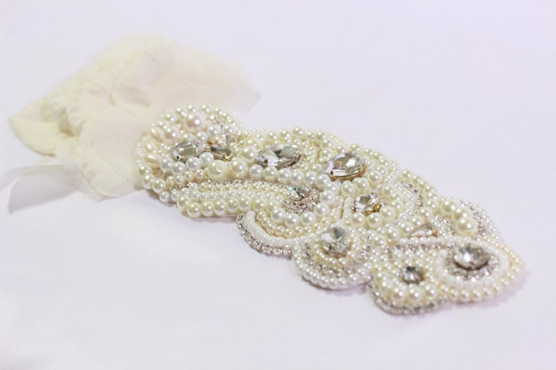 Art Deco Bridal Pearl Bandeau, Swarovski Crystal Bridal Bandeau, Pearl and Crystal Bridal Headpiece image 4