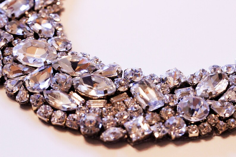 Classic Old Hollywood Rhinestone Crystal Necklace Fits Perfect On Your Neck image 4