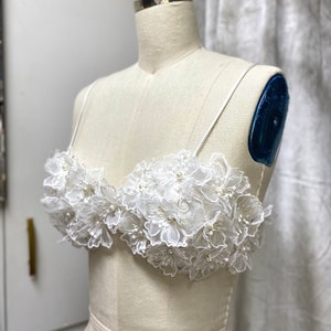 Bridal top, wedding dress, summer wedding, bikini top, beach wedding, bridal top, bikini top, floral bikini top, white bikini top, bikini