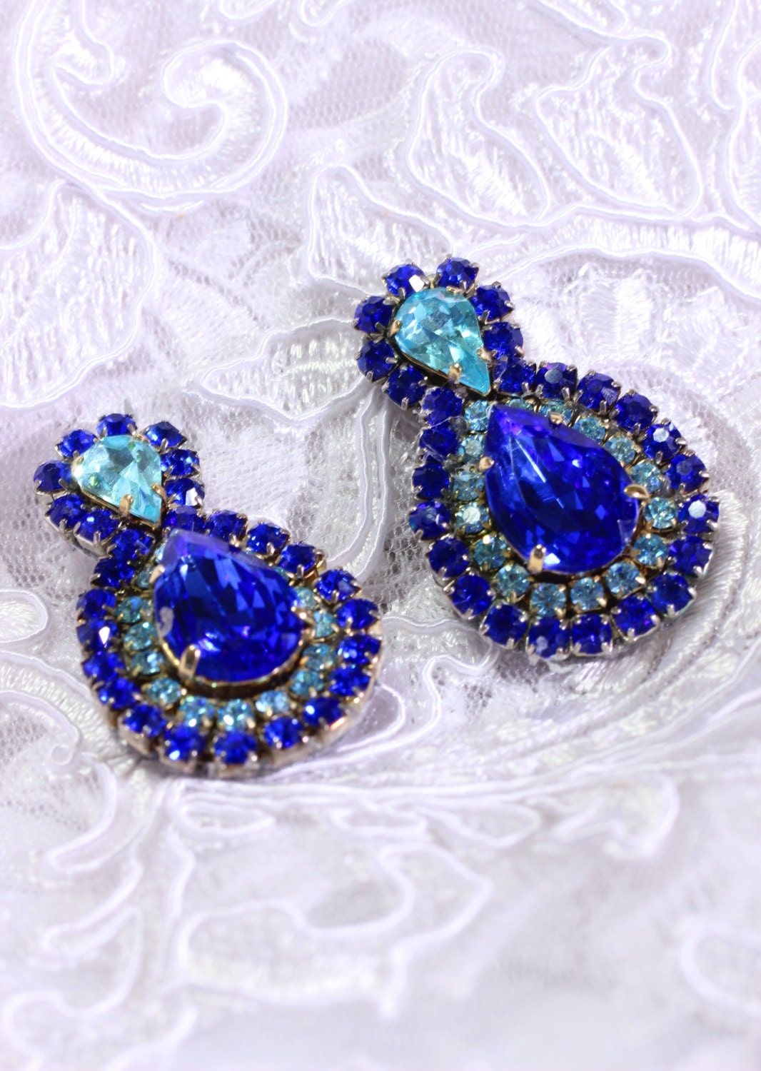 Blue Seductive Classic Hollywood Style Crystal Earrings With