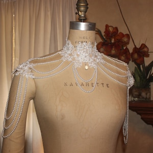 Pearl and Lace necklace, Lace Shoulder Jewelry, Shoulder Necklace, Bridal Shoulder Necklace Jewelry, Shoulder Piece,  Crystal Bolero