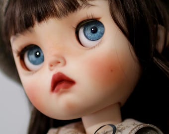 Velina.KOO – Artist-Crafted Resin BJD | 31cm Blank Doll with Mobility Body