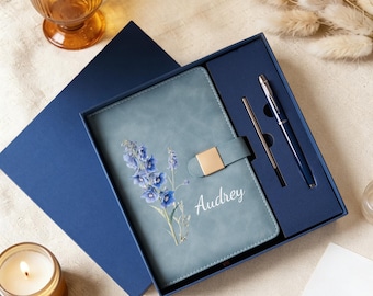 Diario de cuero personalizado / Cuaderno con flores de nacimiento y bolígrafo / Diario con nombre personalizado / Regalo de cumpleaños para ella / Set de regalo para propuesta de dama de honor