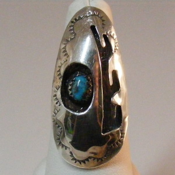 Vintage Native American Signed Turquoise Shadow Box Ring in Sterling Silver.....  Lot 5847