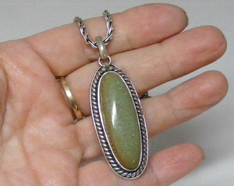 Vintage suroeste falso verde turquesa collar en plata de ley con cadena..... Lote 5969