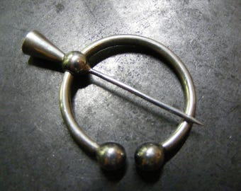 Celtic Penannular  Brooch Pin in 900 Silver.....  Lot 6845