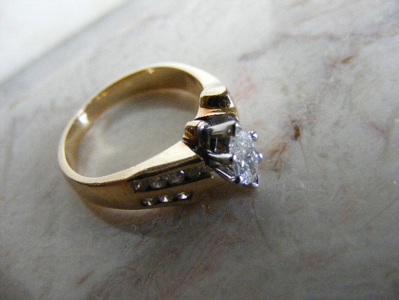 14k Diamond Engagement Ring .56TCW...... Lot 2750 - image 2