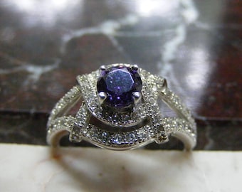 Vintage Deep Amethyst Color Cubic Zirconia  Ring in Sterling Silver.....  Lot 6843
