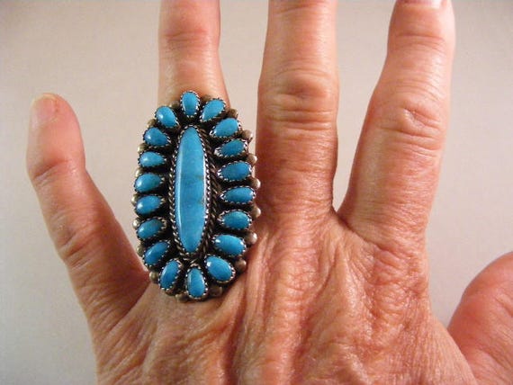 Striking Vintage Zuni Native American Sky Blue Turquoise Sterling Silver Ring Striking Vintage Zuni Native American Sky Blue Turquoise Sterling Silver Ring