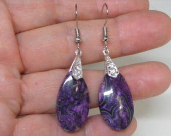 Dyed Deep Purple Banded Agate Long Dangle Pierced Earrings OOAK..... Lot 6815
