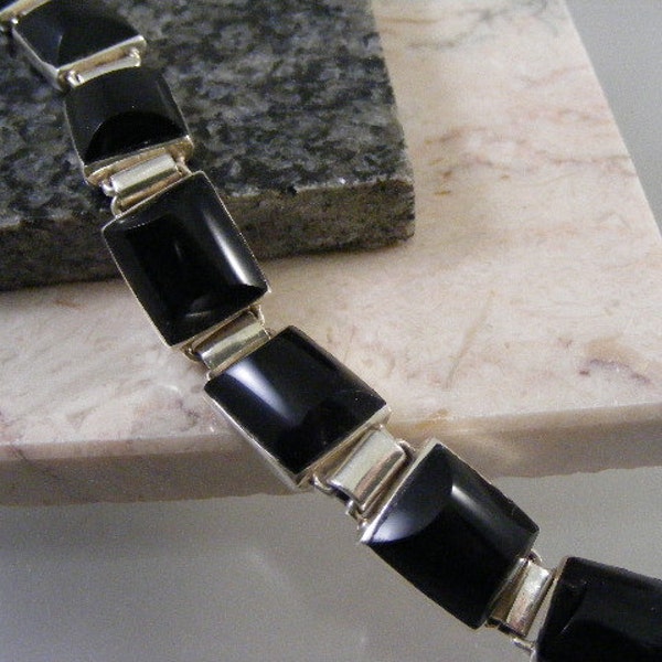 SALE... Was 99.76... Now 58.75...Vintage Taxco Chunky Black Onyx Link Bracelet  in 950 Sterling.....  Lot 4443