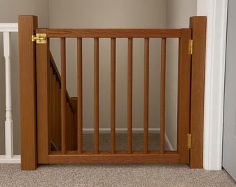 Puerta de madera de pared, valla de seguridad para bebés y mascotas