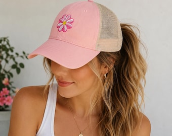 Cute Pink Daisy Trucker Hat, Coquette Floral Cap for Women , Mesh Back Baseball Hat