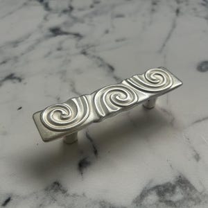 Klassieke kastgreep van zinklegering, 64 mm ladetrekker, traditioneel keukenbeslag