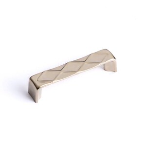 Klassiskt skåphandtag i zinklegering 96 mm, diamantmönster, lådhandtag, möbelbeslag