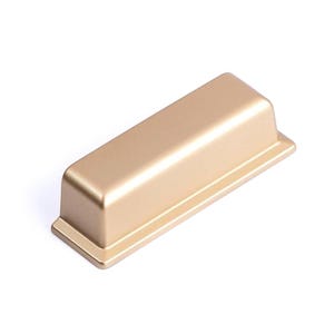 Tirador de cajonera de aleación de zinc con acabado dorado mate, 96 mm. Herrajes para armarios.