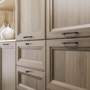 Black Zamak Bar Cabinet Pull, 128mm Classic Kitchen Drawer Handle