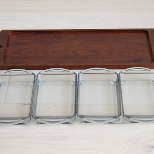 Danish Modern Laurids Lonborg Teak Rechteckiges Serviertablett mit 4 Rauchgrauen Glasschalen Made in Denmark Bild 3