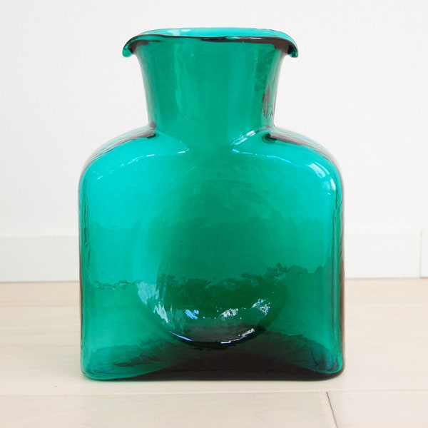 Mid Century Modern Blenko Handcrafted Glass Water Bottle Carafe Pitcher Vase Green