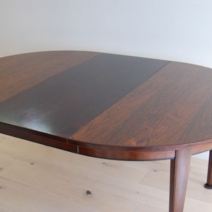 Danish Modern Omann Jun Rosewood Round to Oval Dining Table No.55 with One Leaf image 3