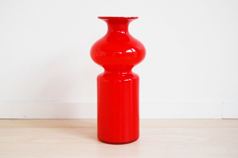 Danish Modern Holmegaard Red Glass Vase Carnaby Per Lutken Made in Denmark image 7