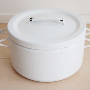 Scandinavian Modern Vintage Arabia Finland Finella Enamel Pot White with Lid Large