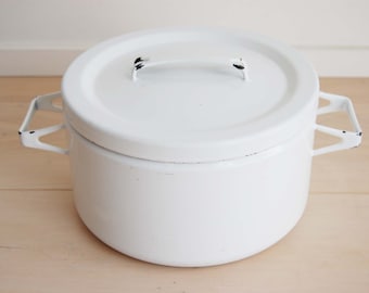 Scandinavian Modern Vintage Arabia Finland Finella Enamel Pot White with Lid Large